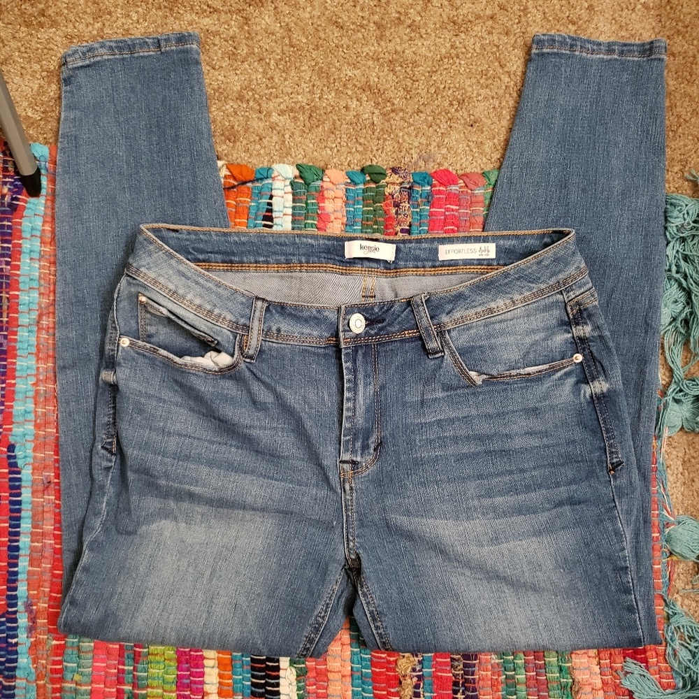 Kensie Ankle Skinny Jeans